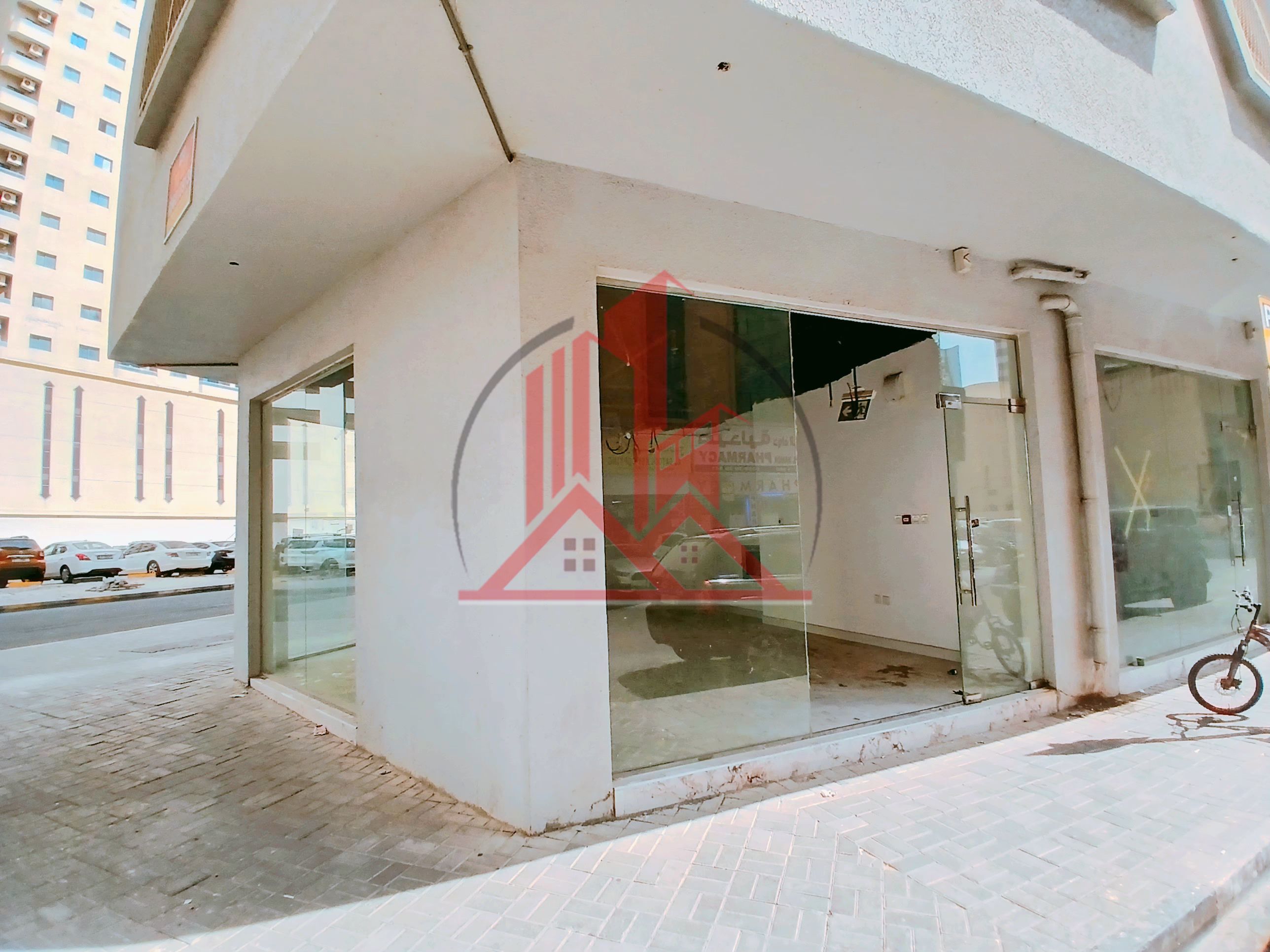 Corner Shop / Opposite Sahara / Grocery, Travel agency, Kitchen etc business / Prime location