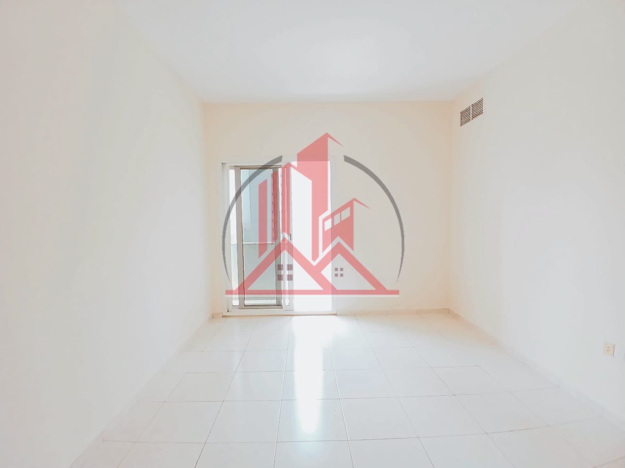 3bhk with master bedroom close hall kitchen balcony 3washrooms gymandpool /family building opposite Sahara Center