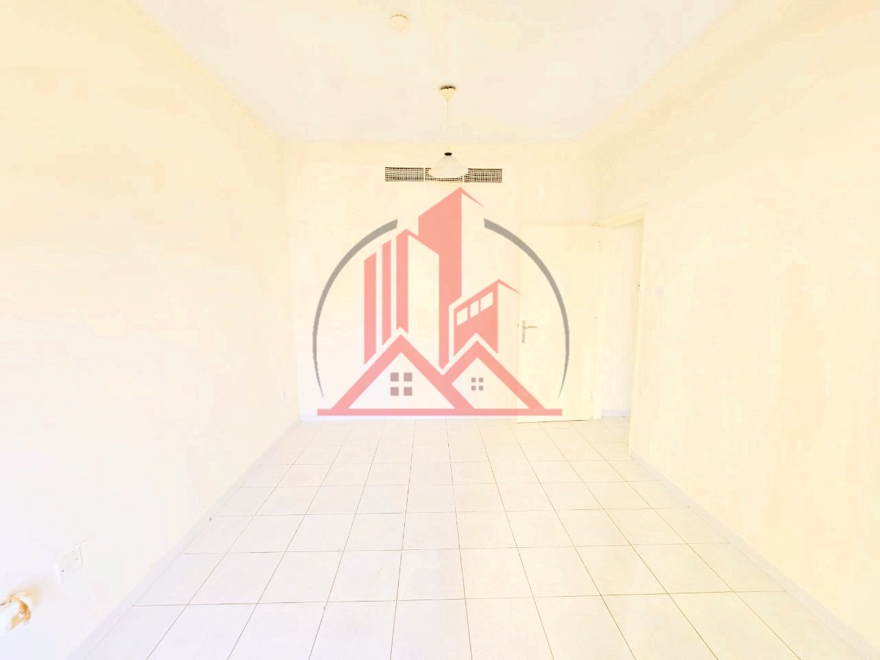 Spacious 2BHK in Family Building Apartment Available. .