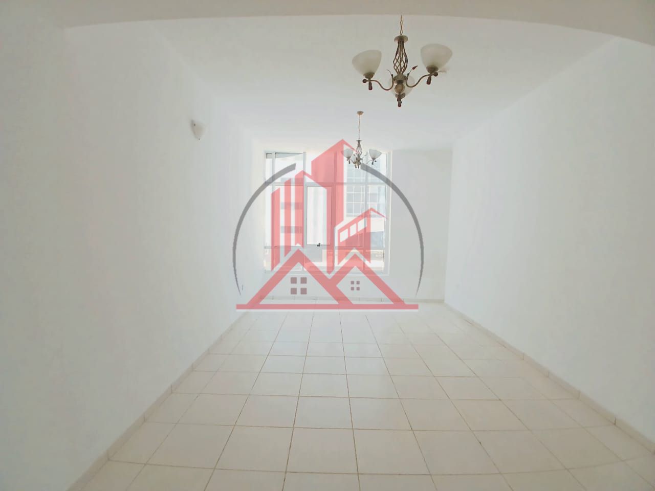 spacious/ 2HBK/Master bedroom/for family