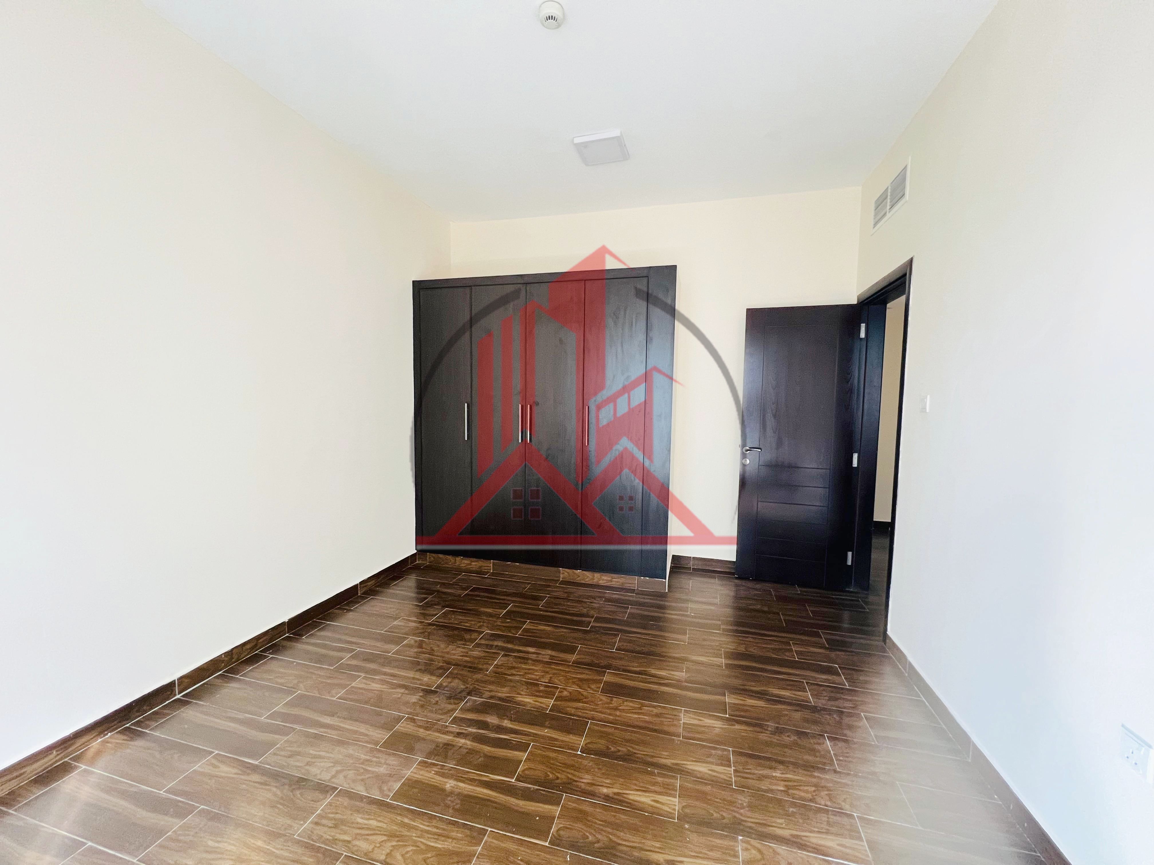 Modern 2BHK |Free Parking | Master Bedroom | 3 Washrooms |