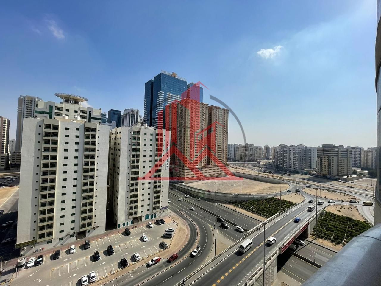 Luxury 2bhk with Master room. Waldrop. Balcony. Parking free near Dubai border with 6 cheque