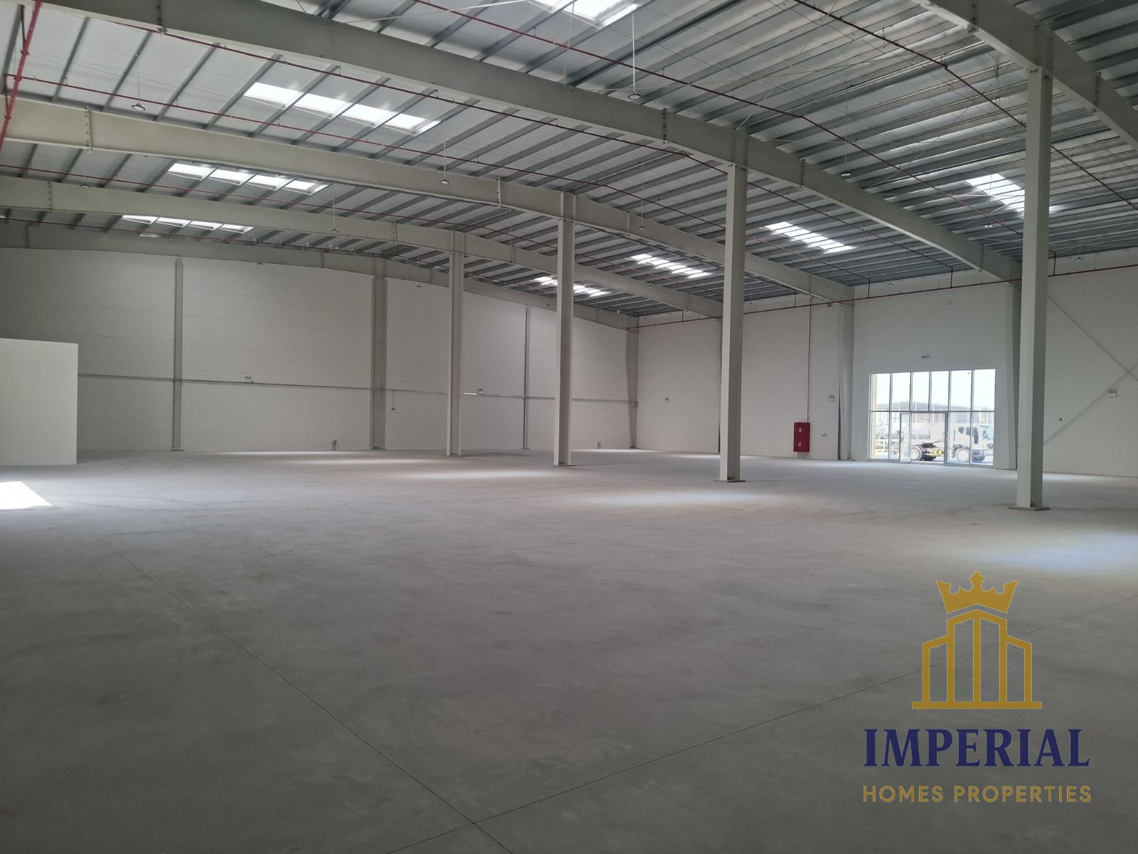 A 32,490 sq ft factory with 315.84 kW of electricity