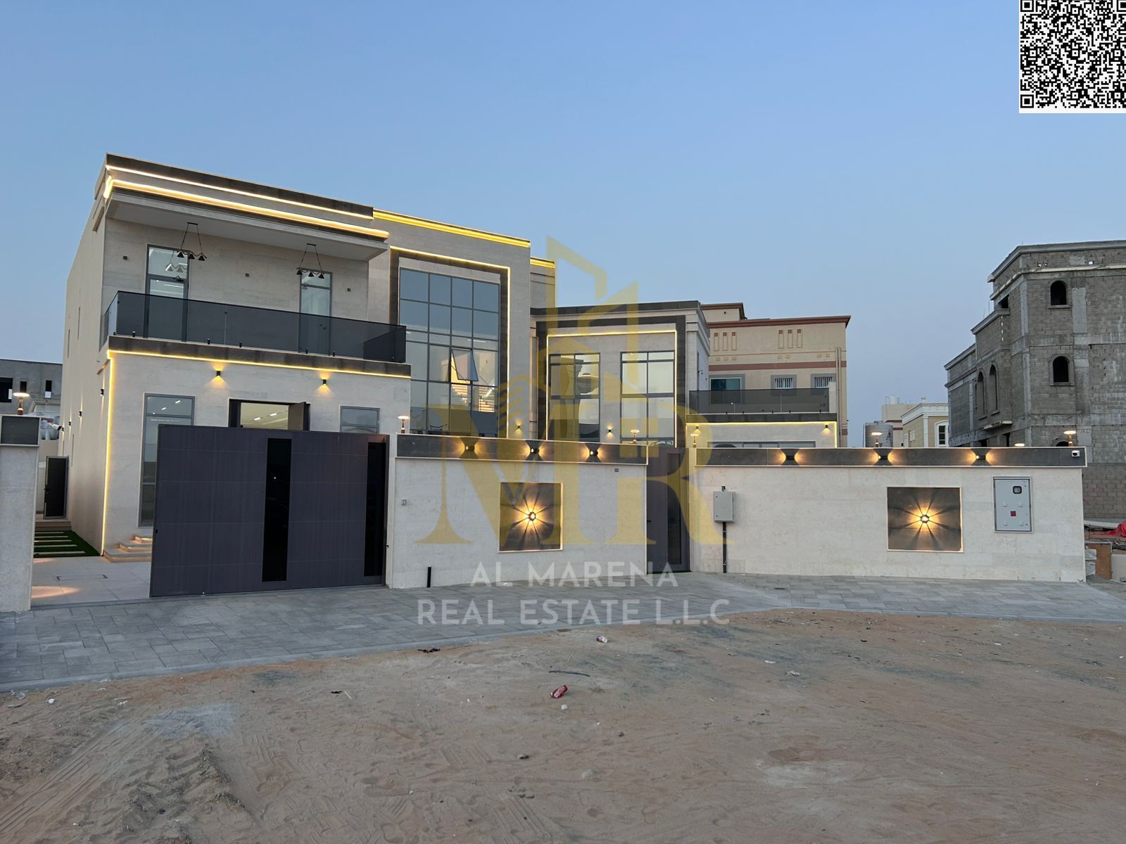A villa with a price including electricity, water and air conditioning on the main street, ready to move in, in the most prestigious areas of Ajman. F