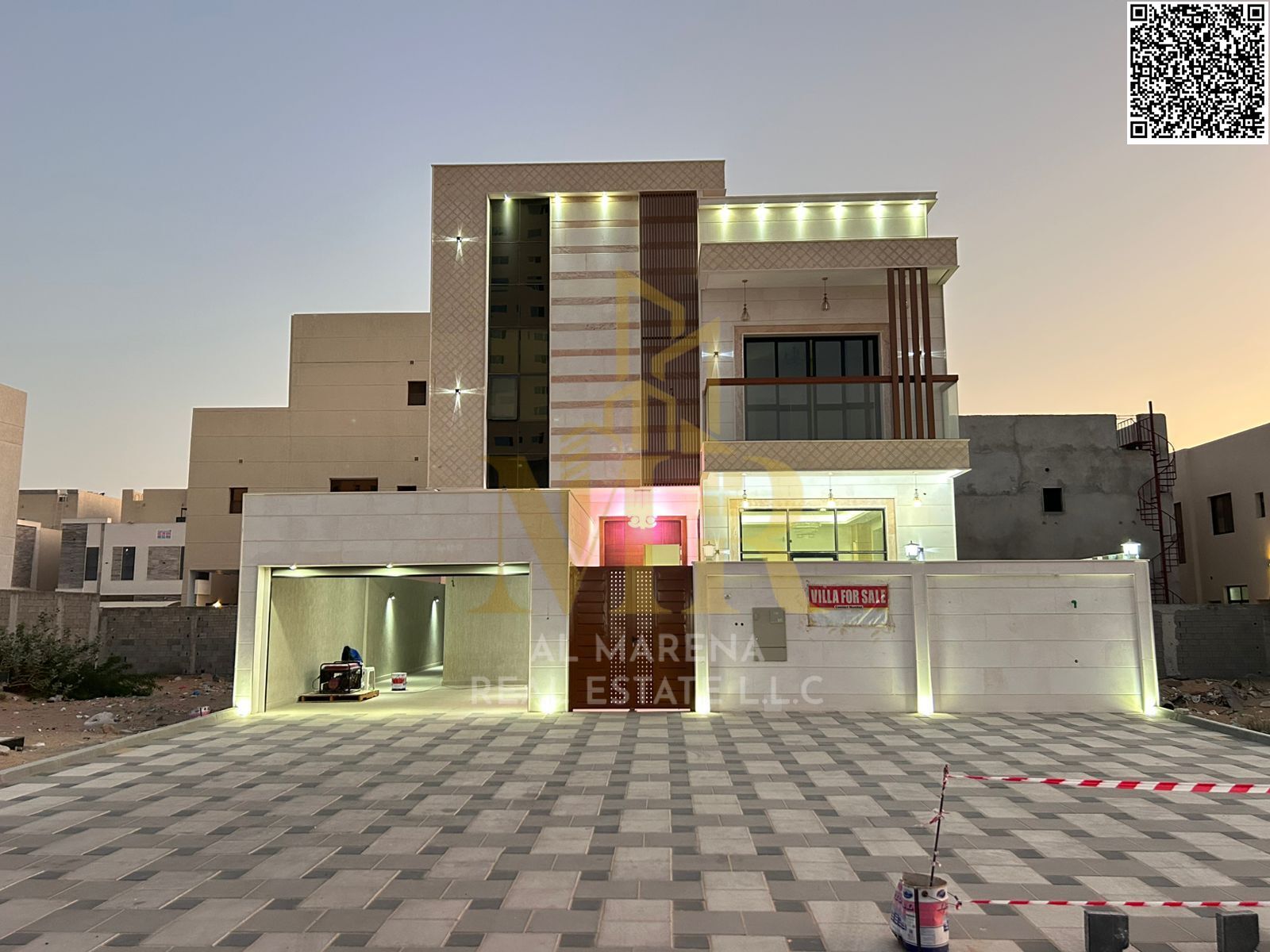 In Al-Amarah, two floors, 5 master bedrooms, a majlis, and a master living room, area 3014, price 1.750 excluding additional costs