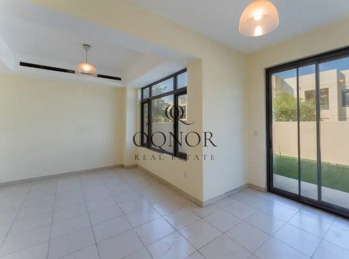 UPGRADED | LANDSCAPED GARDEN | MODERN 3BR + MAID ROOM