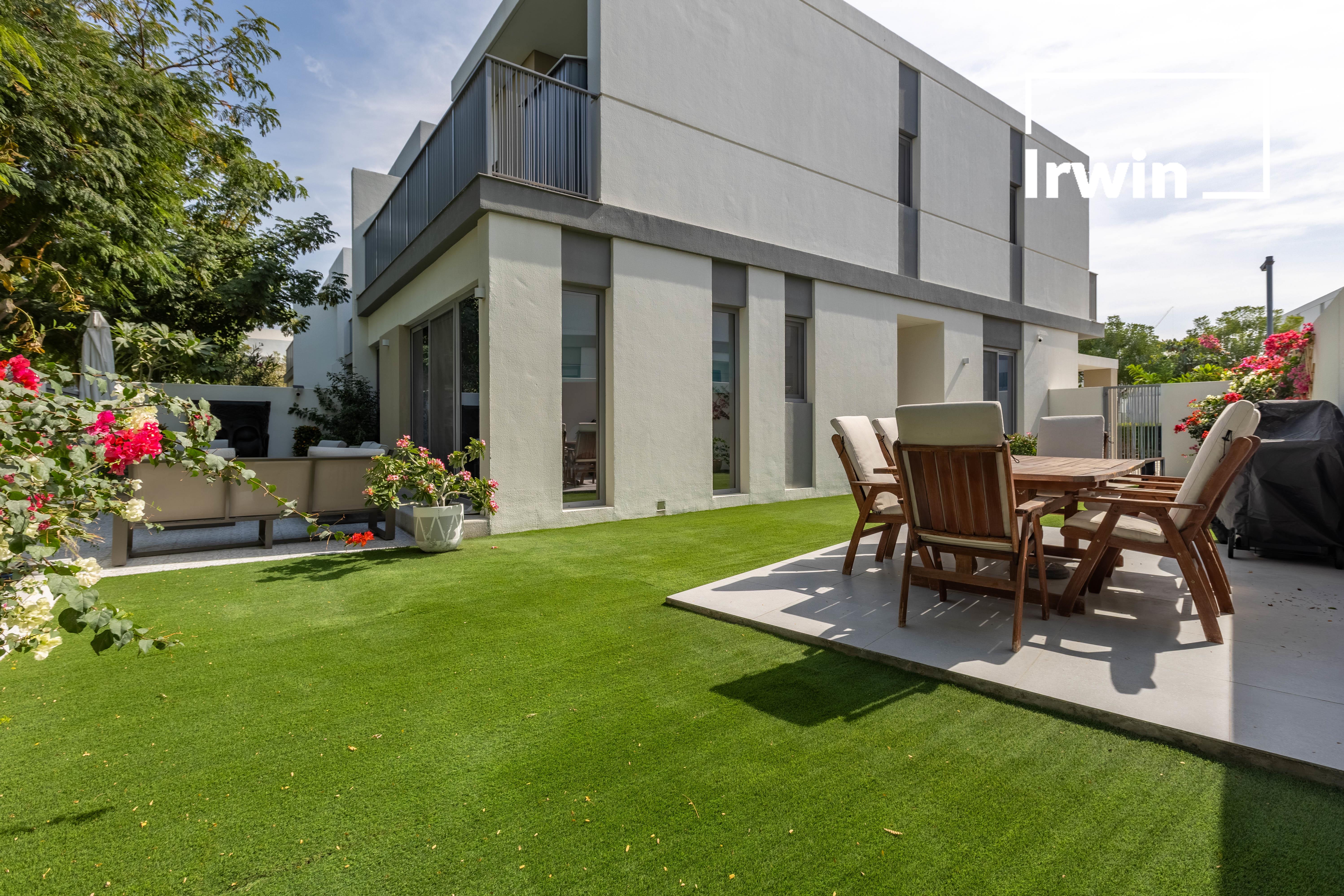 Exclusive | Park and Pool | Large Plot |