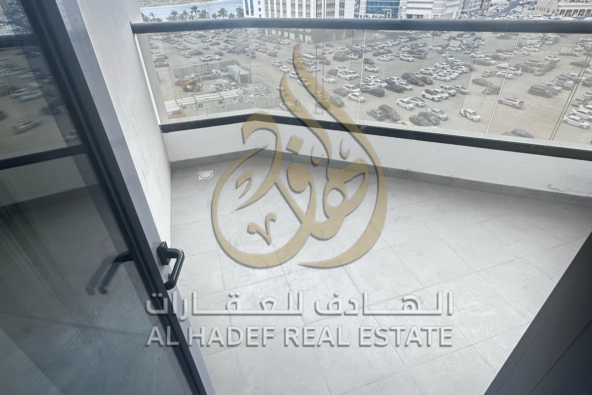 For Rent in Sharjah – Al Khan Area | 2 Bedroom Apartment with Store & Free Parking