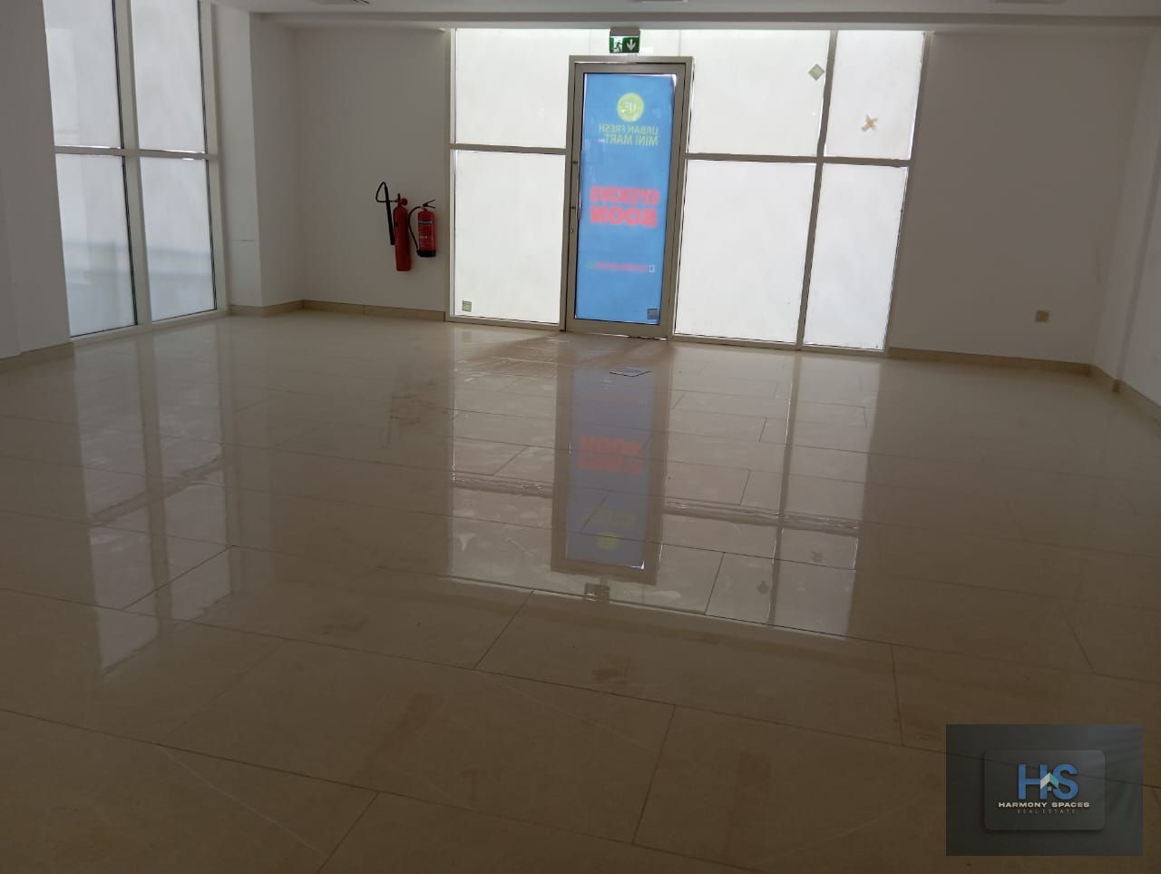 RETAIL SHOP | PRIME LOCATION | CHILLER FREE |