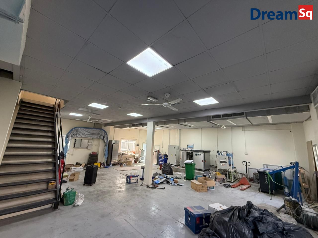 12m Ceiling Warehouse in Al Quoz Industrial 4 | Civil Defense Approved | Ready to Move