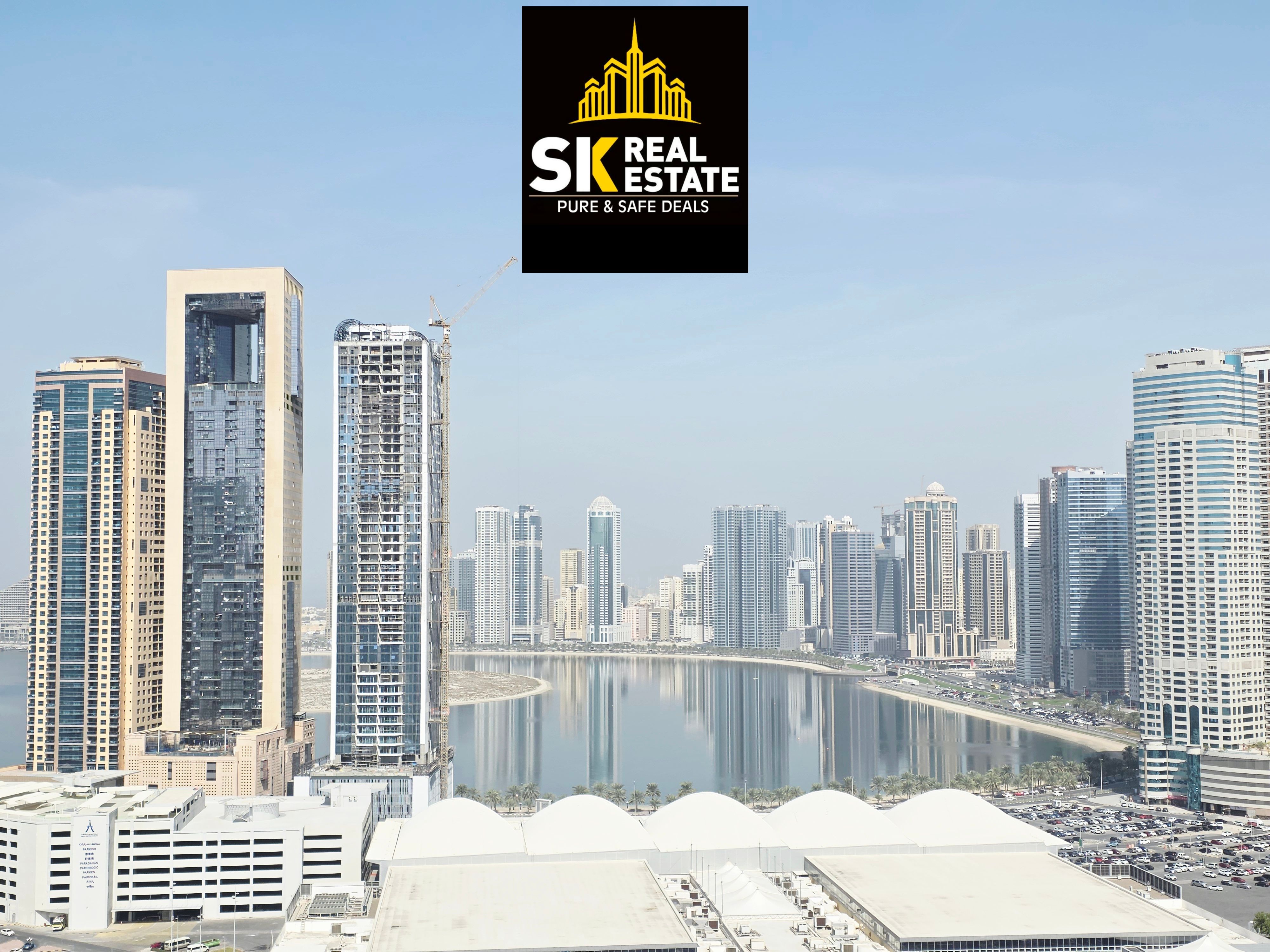 LUXRIOUS 1BHK WITH SEPRATE HALL/ SEA VIEW / BALCONY / GYM POOL FREE