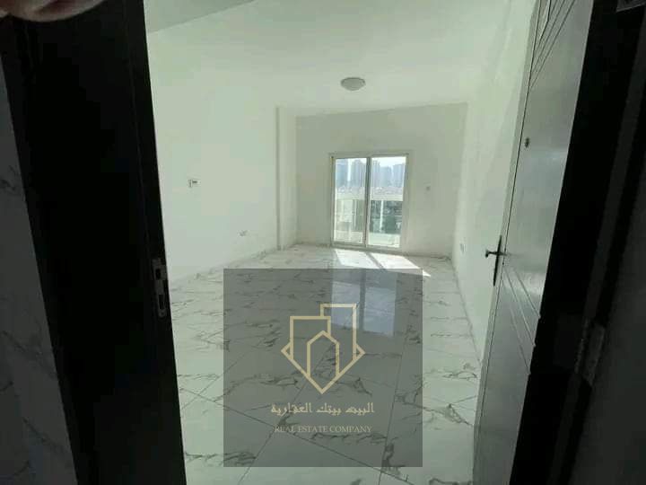 Prime Location | Large Space | Excellent Finishes | Open View | Second Occupant