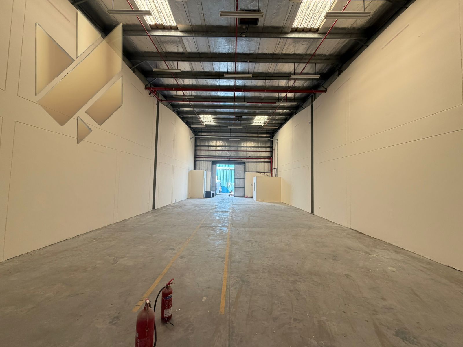 For Rent – Warehouse in Industrial Area 18 | Prime Strategic Location | Spacious Area | Fully Equipped | Suitable Height | Ideal for Storage | Payment