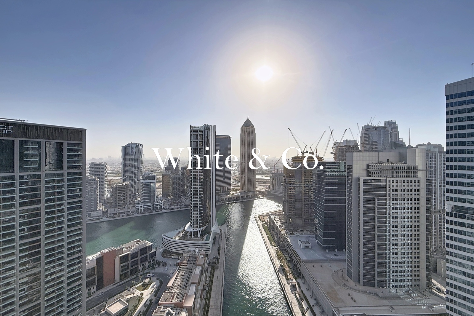 MODERN STUDIO | HIGH FLOOR | PENINSULA VIEW CANALS