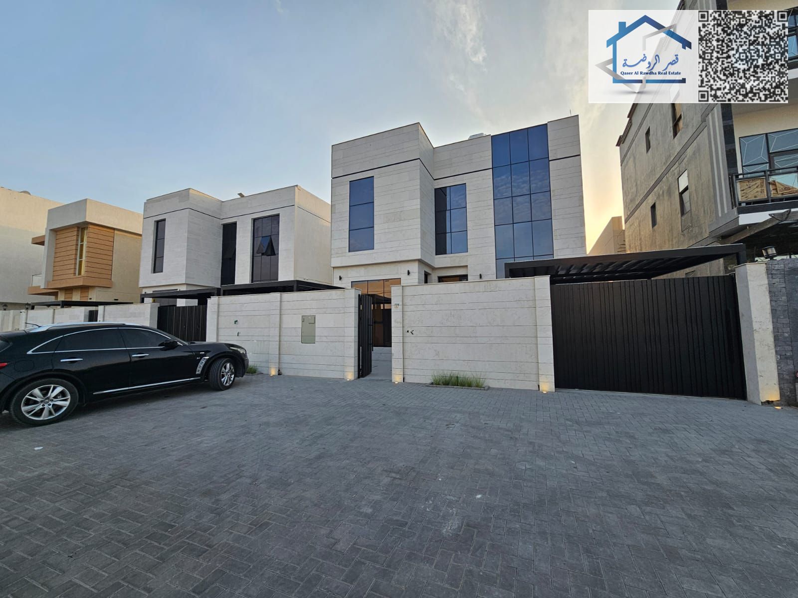 A bargain price for a two-story villa with a rooftop terrace near the mosque. One of Ajman's most luxurious villas, featuring a palace-like design, su