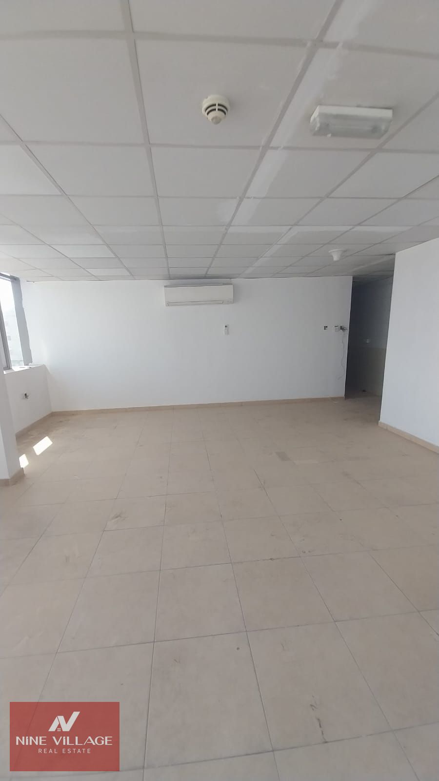 Office for Rent – Al Quoz 3 | Road Facing | 2nd Floor