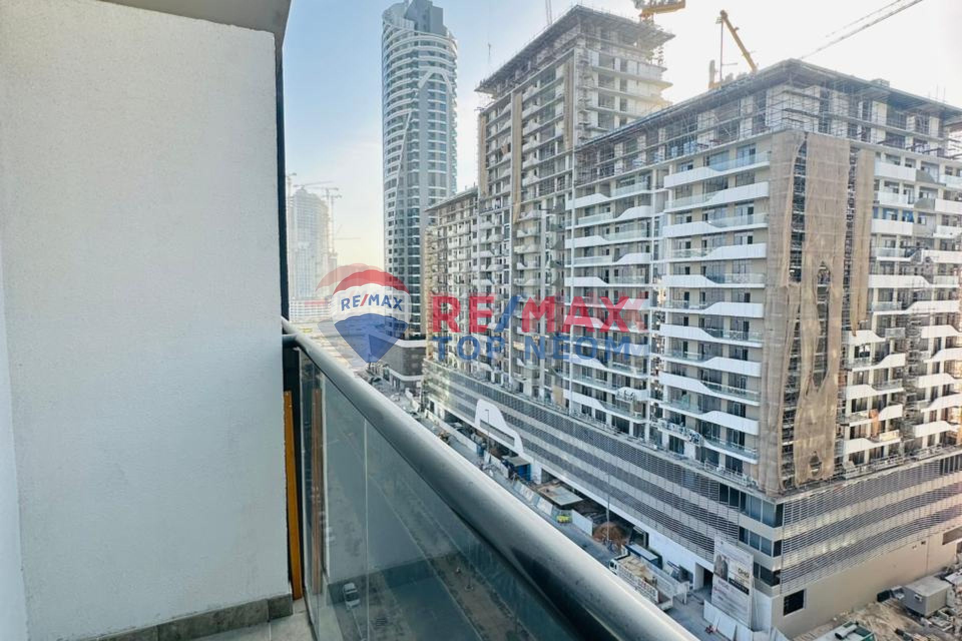 1 BEDROOM FOR RENT | WITH MAIDROOM | SEMI-FURNISHED | JVC