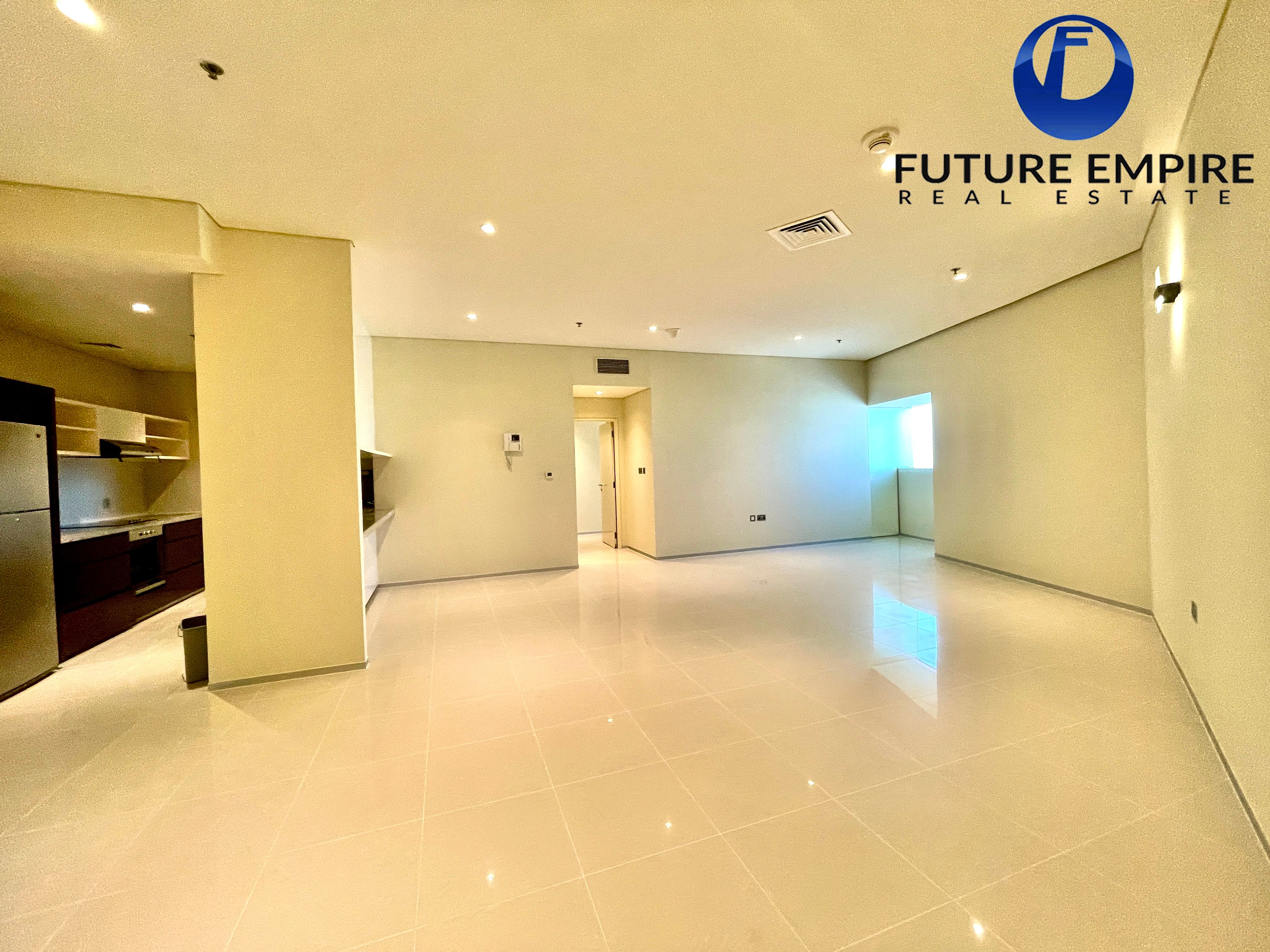 Luxury Lifestyle | Chiller Free | Full Open View