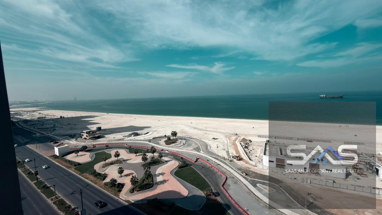 3-bedroom apartment with a living room for annual rent on the Corniche, super deluxe finishing and a distinctive sea view