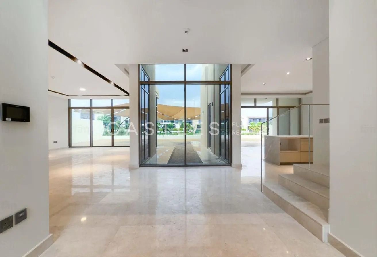 Brand New | Ready To Move In | Villa For Rent In Golf Place