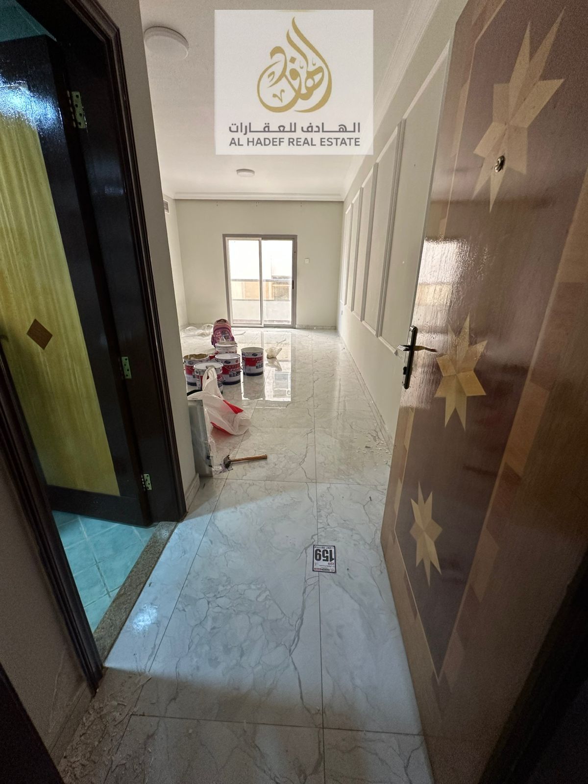 Two Bedroom Apartment with Living Room, Two Bathrooms, Spacious Layout, Interior Decorations, Central Air Conditioning, Open View, and Available at On