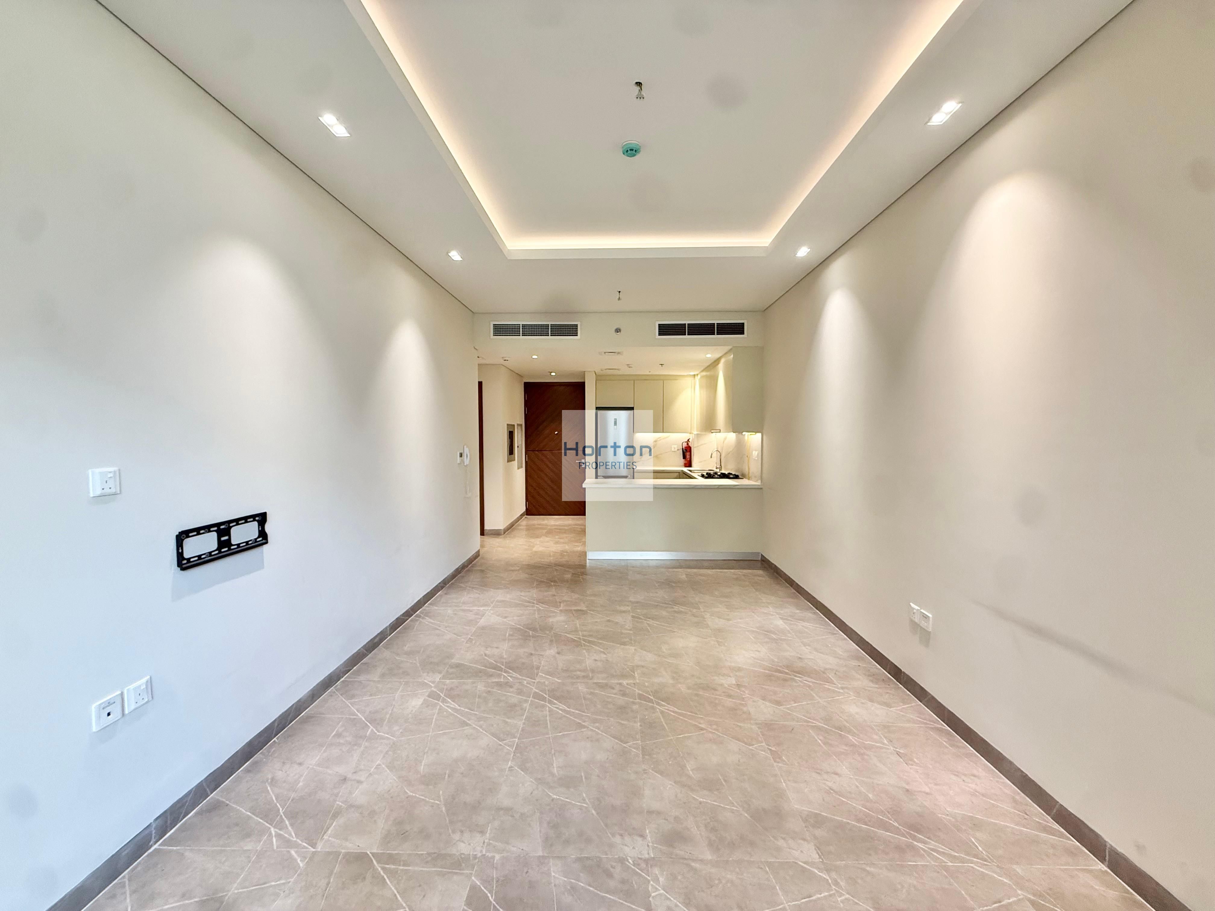 1BR+STUDY I MODERN&SPACIOUS I 1ST FLOOR