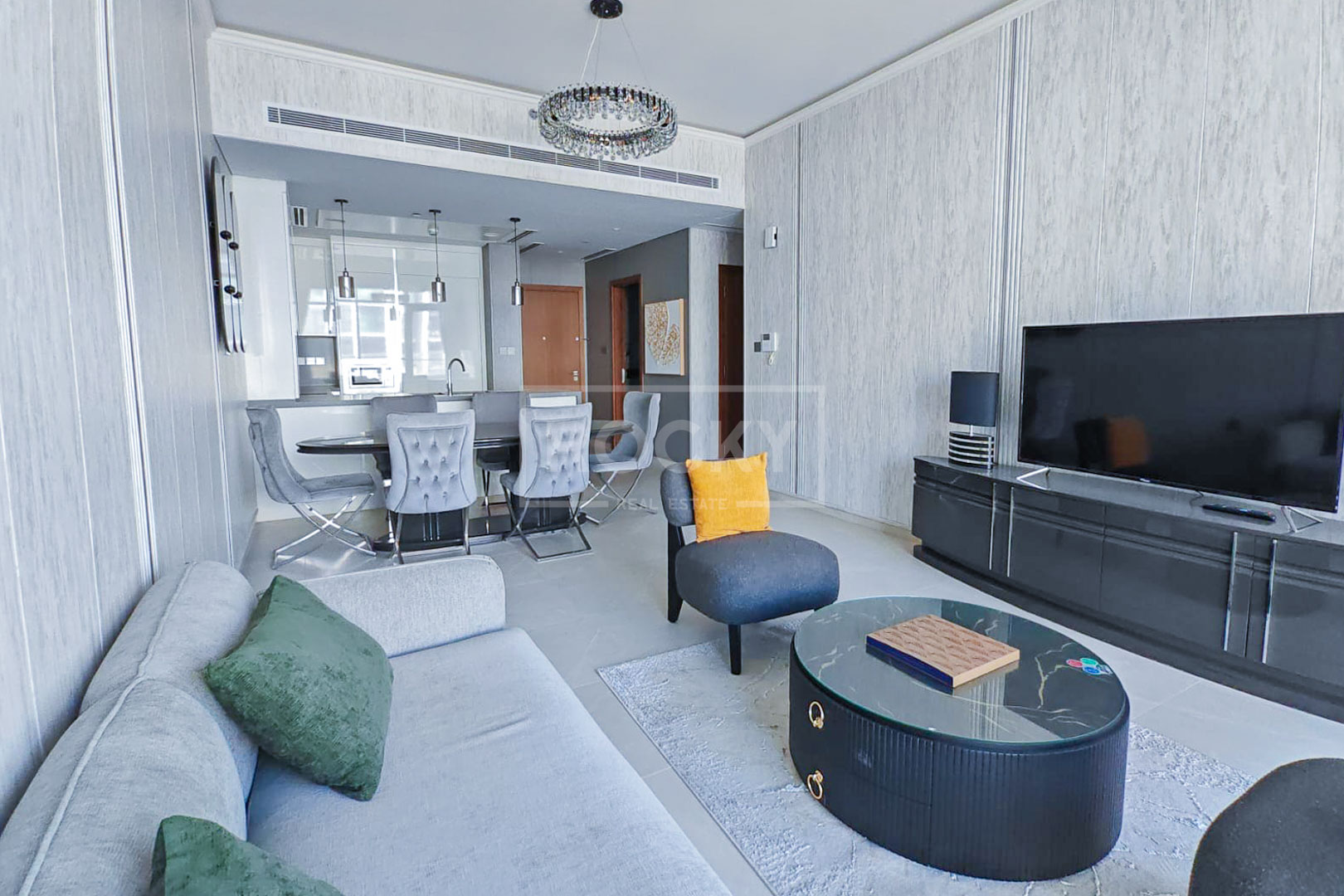 Fully Furnished and Upgraded Apartment | Vacant