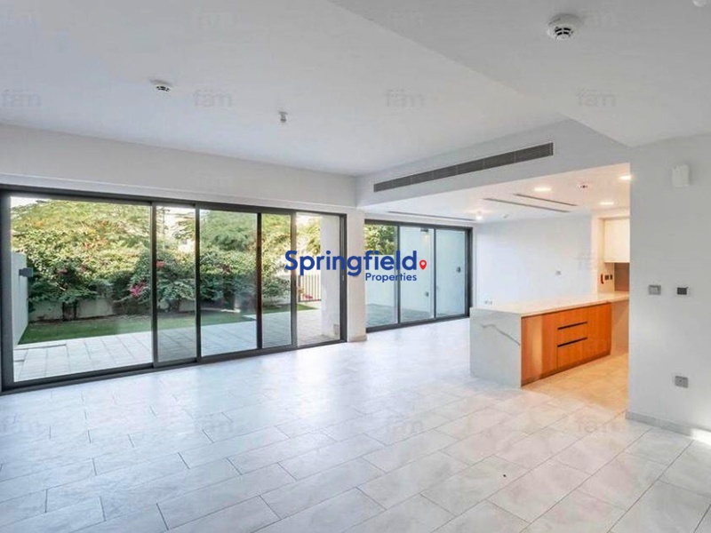 Ready to Move | Unfurnished | Maids Room