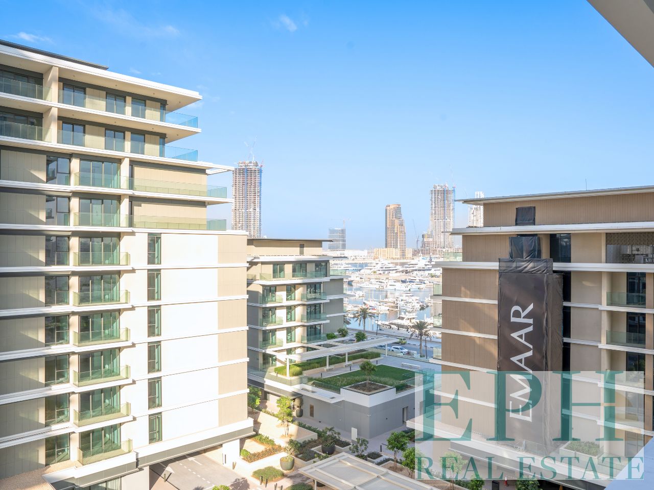 MID FLOOR | READY TO MOVE | PARTIAL MARINA VIEW