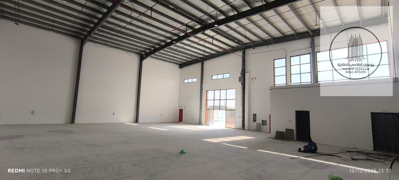 Premium opportunity brand new 7700 sqft showroom Umm Al Quwain 70 kw 45 AED per sqft