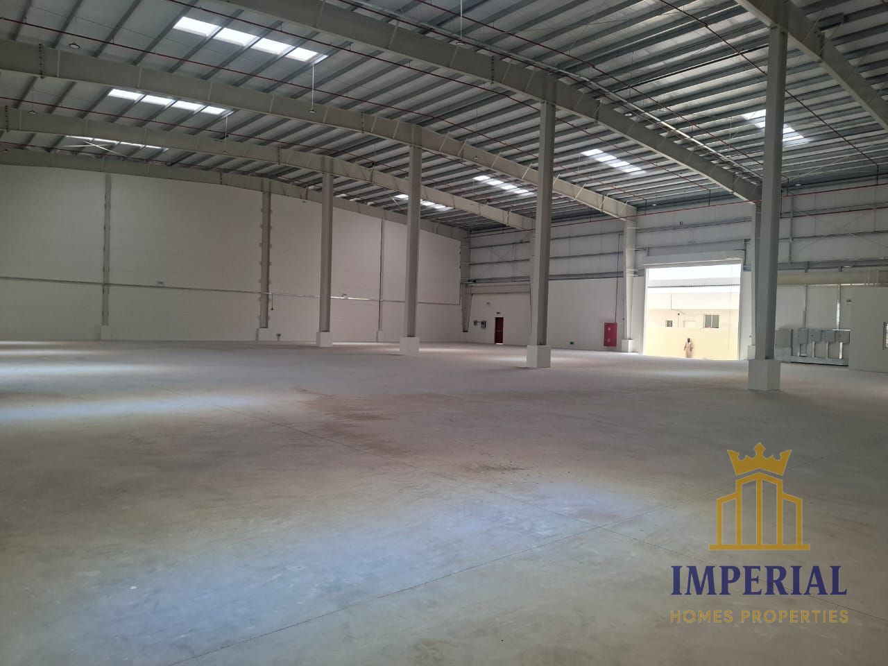 A 48,233 sq ft factory with 471 kW of electricity