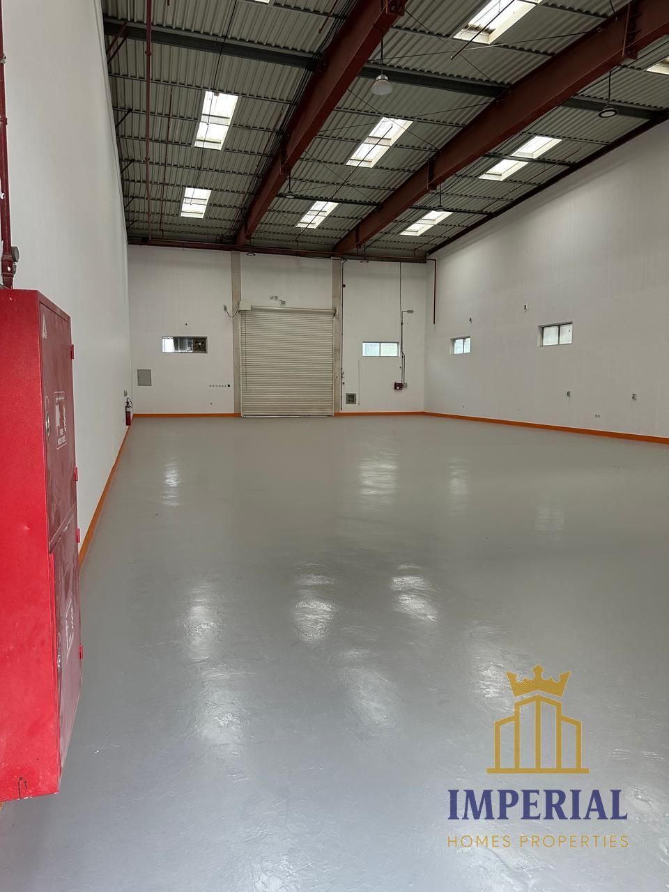 Operational Warehouse with 80 kW Power – Prime Size | Umm Al Quwain