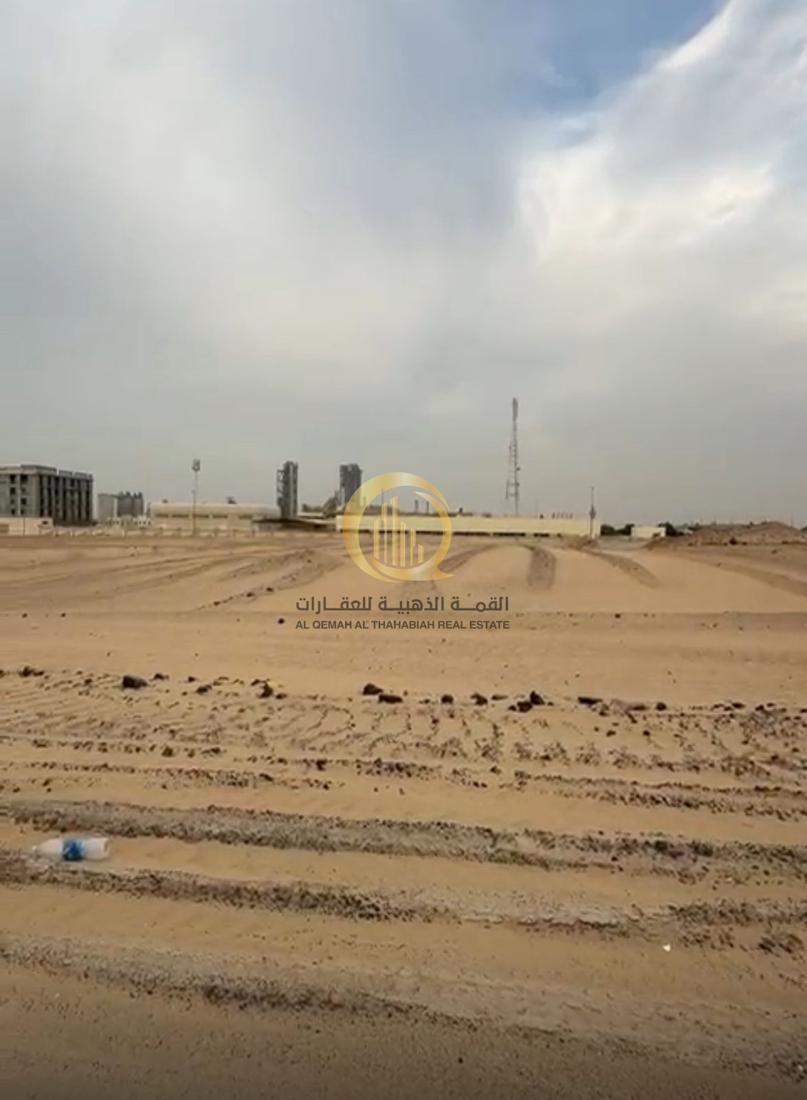 Investment opportunity in Ruwaidhat, a strategic location close to the tunnel, with easy access in and out from the main street.