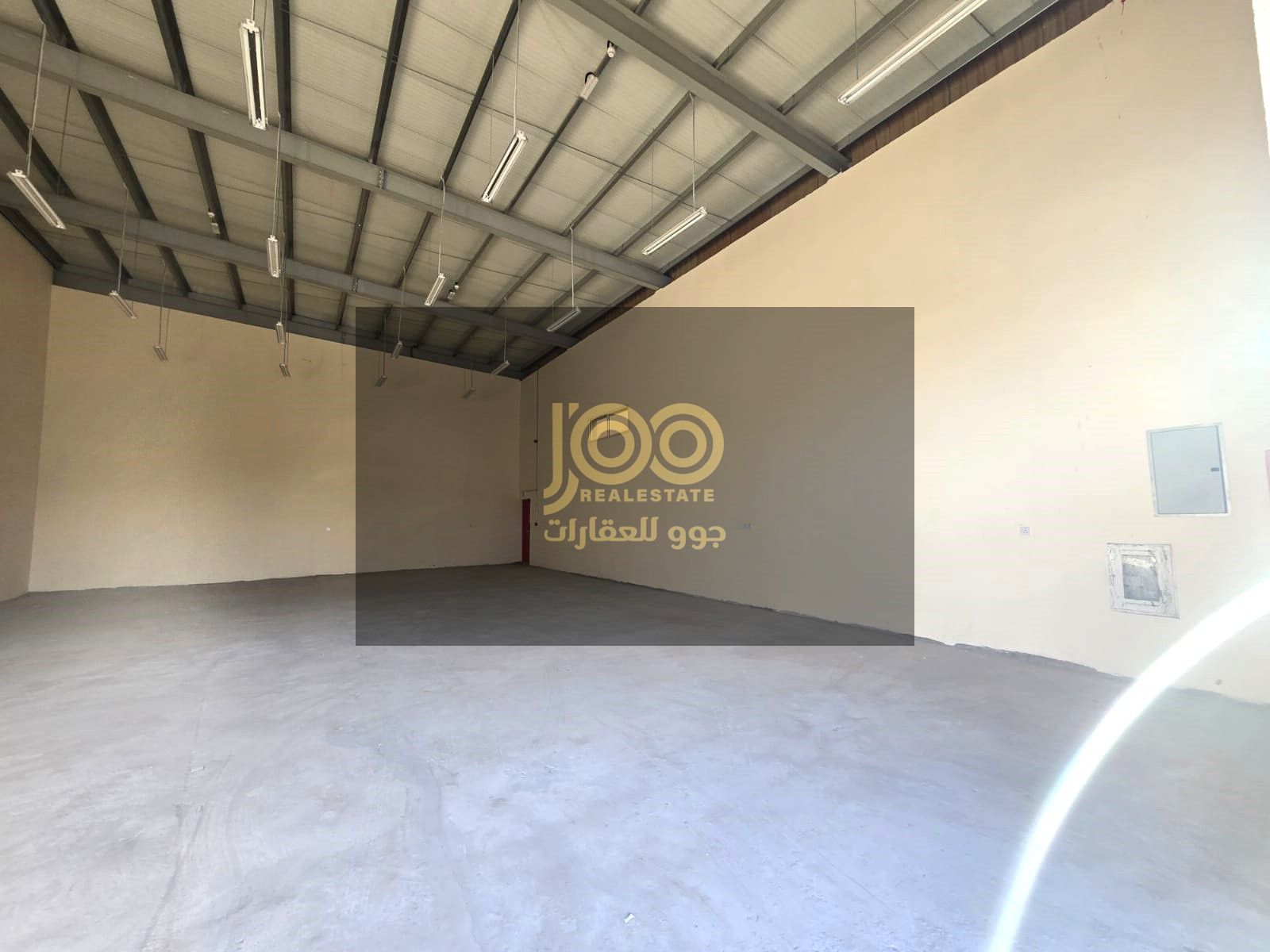 Available for all activities / Electricity 27 / Prime location, spacious and practical, serving investors