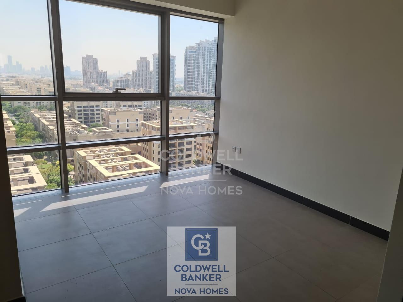 1BR Onyx Tower 2IBest ViewIGreens Community