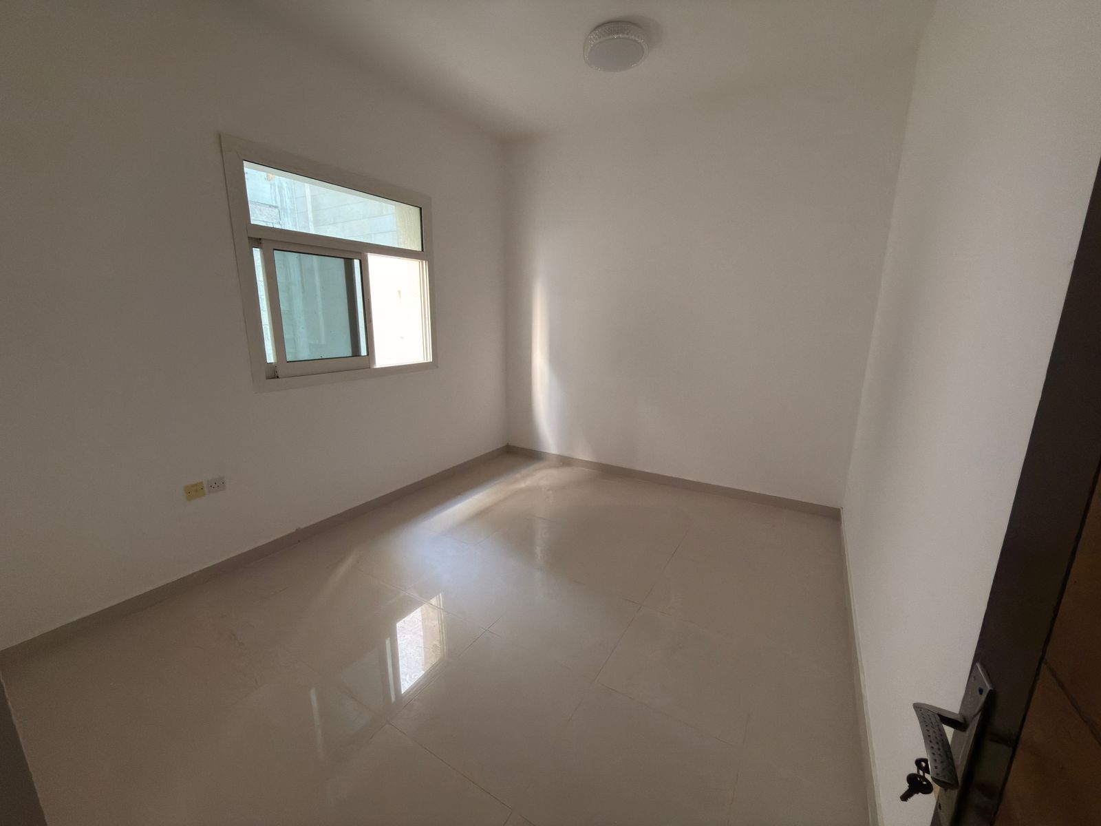 One-bedroom apartment for annual rent in Ajman – Al Aaliyah, behind Bait Al Mutwahid, on Sheikh Mohammed Bin Zayed Road High-end finishes Family occ