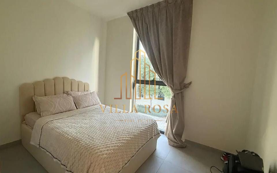 Premium Investment Opportunity in Aljada - LINK! Own a modern and exceptionally spacious studio in the vibrant community of Aljada. This unit in LINK
