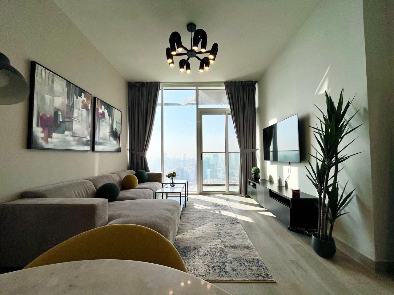 Modern 1BR | Fully Furnished | High floor