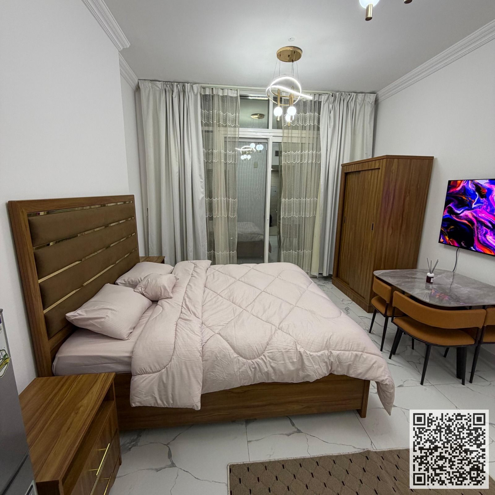 Luxury Studio Apartment with a semi-separate kitchen. Fully furnished for monthly rent in Ajman, Oasis Tower. At a special price! Rent includes
