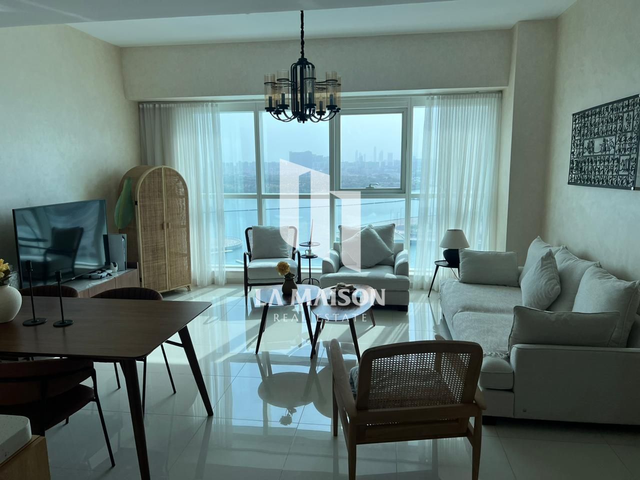 Renovated 2BR | Full Sea View | Prime Location