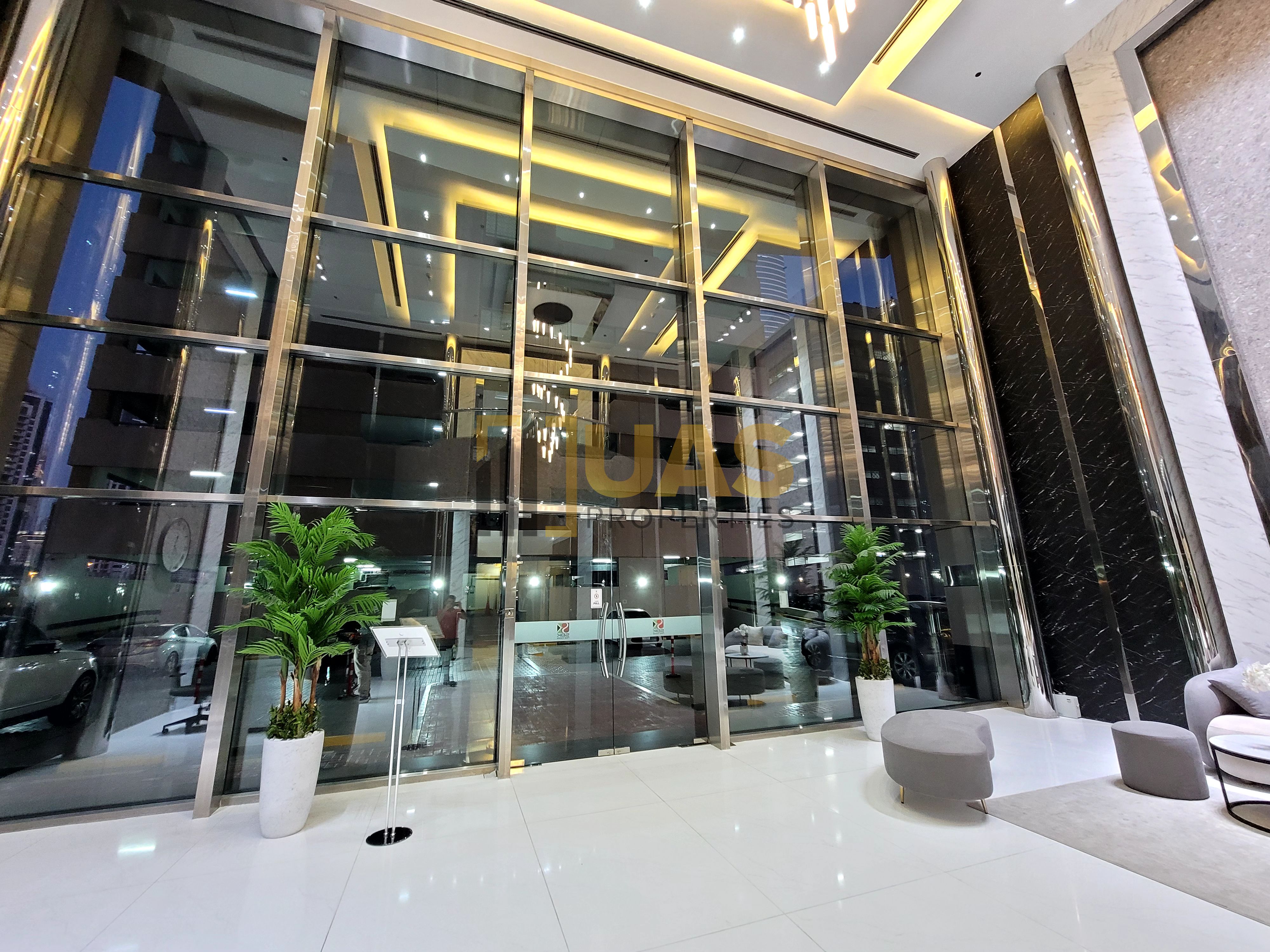 Amazing 3bhk with see view+maid+ chiller free gym pool parking kids paly area