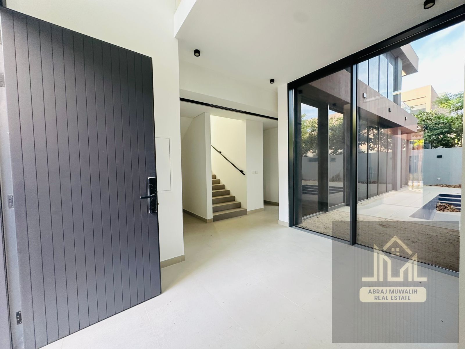 Spacious 4bhk villa with all amenities at very preme location masaar