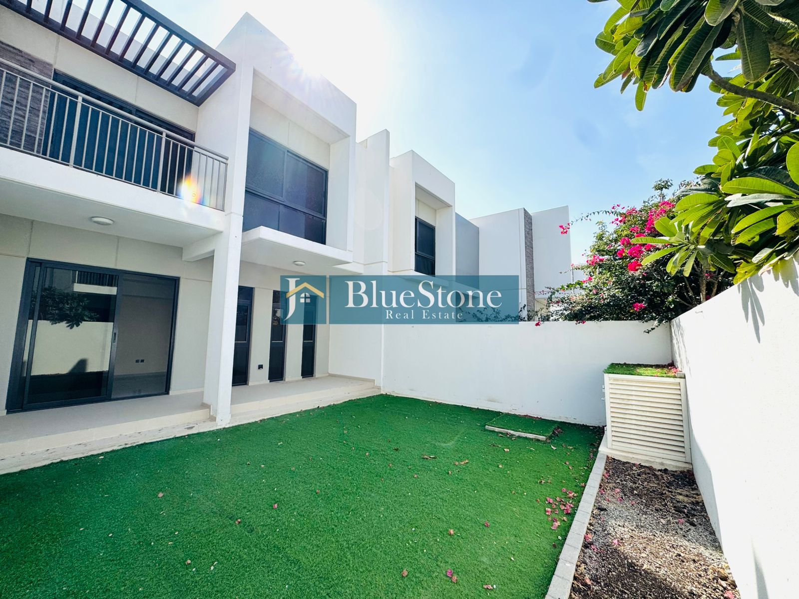 Spacious 3 Bed + Maid | Open View | Vacant