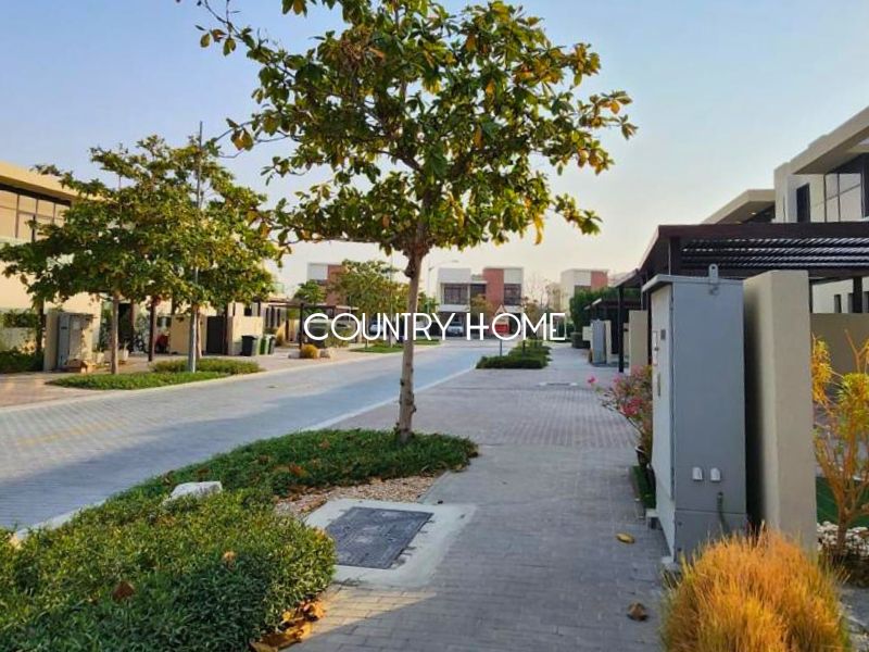 Unfurnished 3BR Family Villa | DAMAC Hills