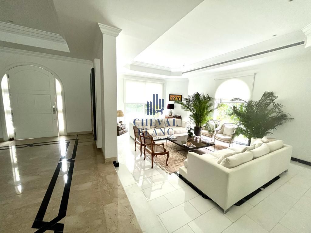 Commercial Villa for Rent | 5BR | Umm Suqaim First