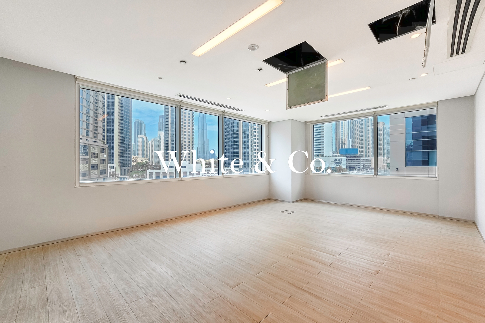 Vacant Now | Burj View | 4 Parking