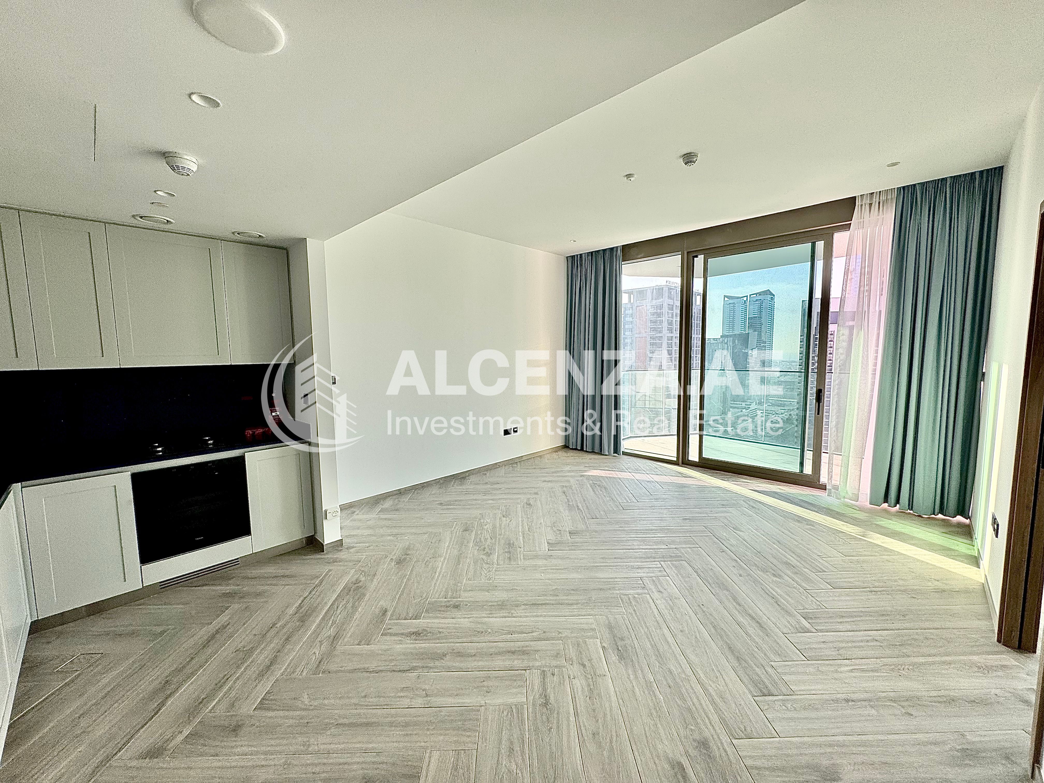 Luxury Living | Burj Khalifa View | High Floor