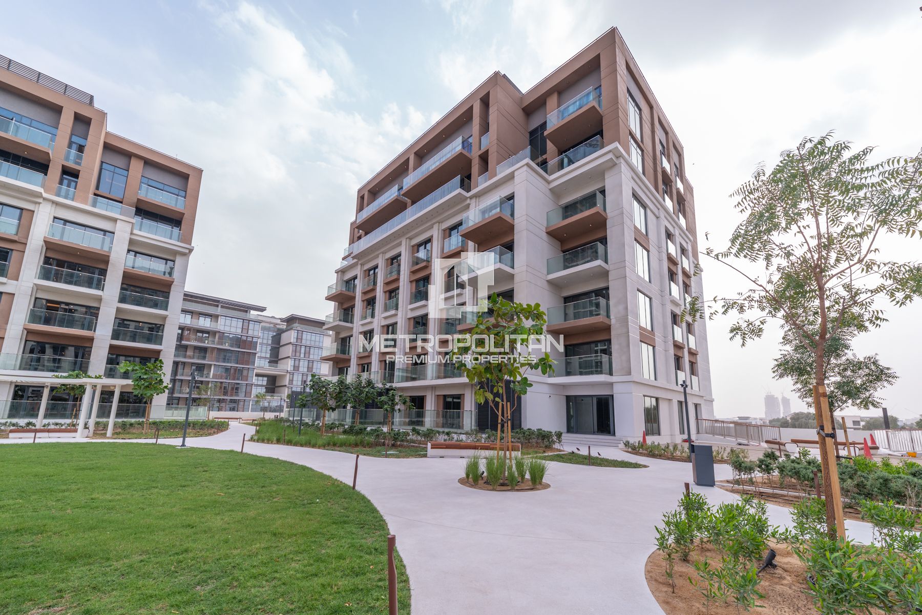 Ready to Move In | Direct Access to Central Park