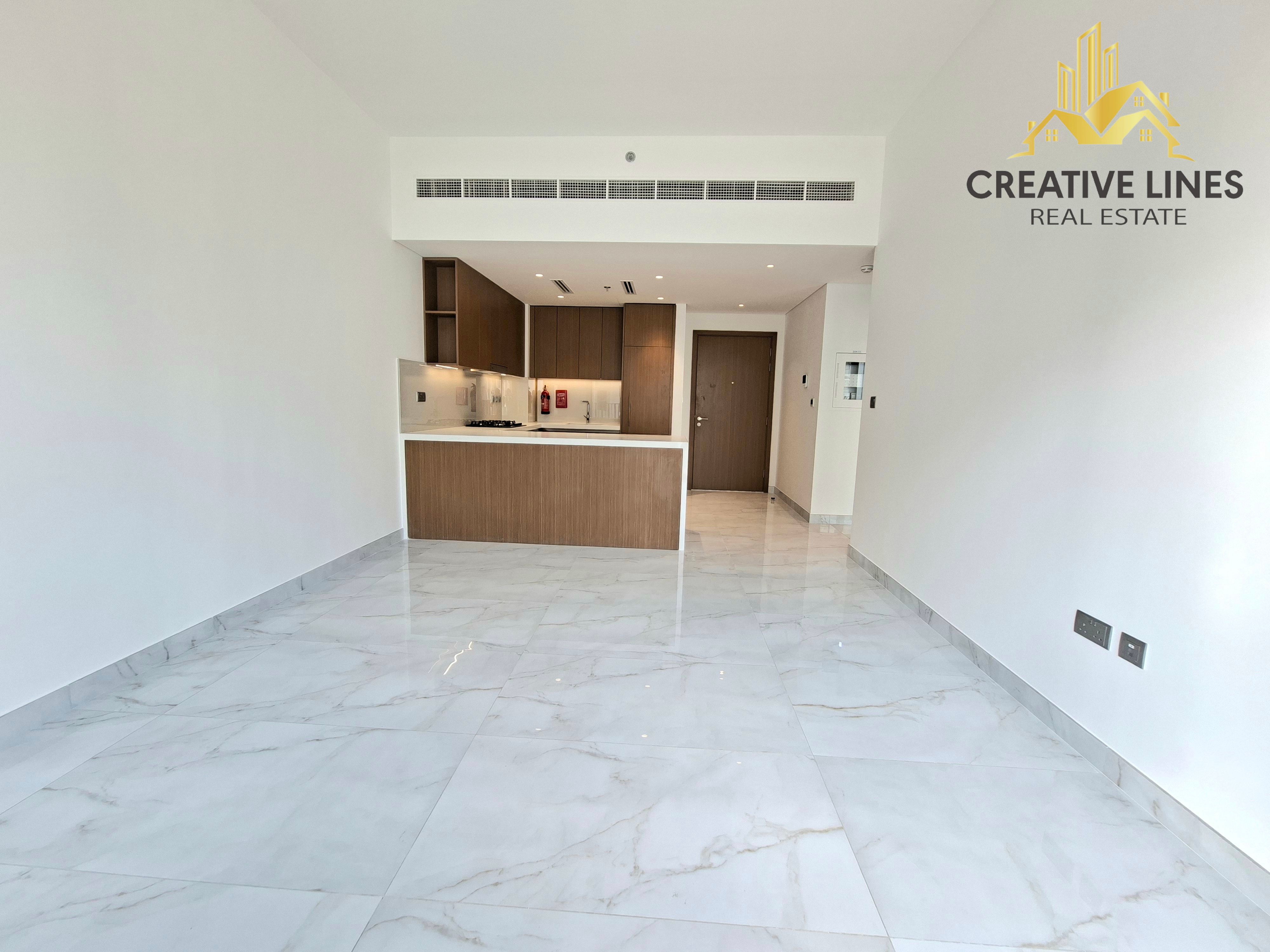 Large Layout !! Brand New !! All Amenities