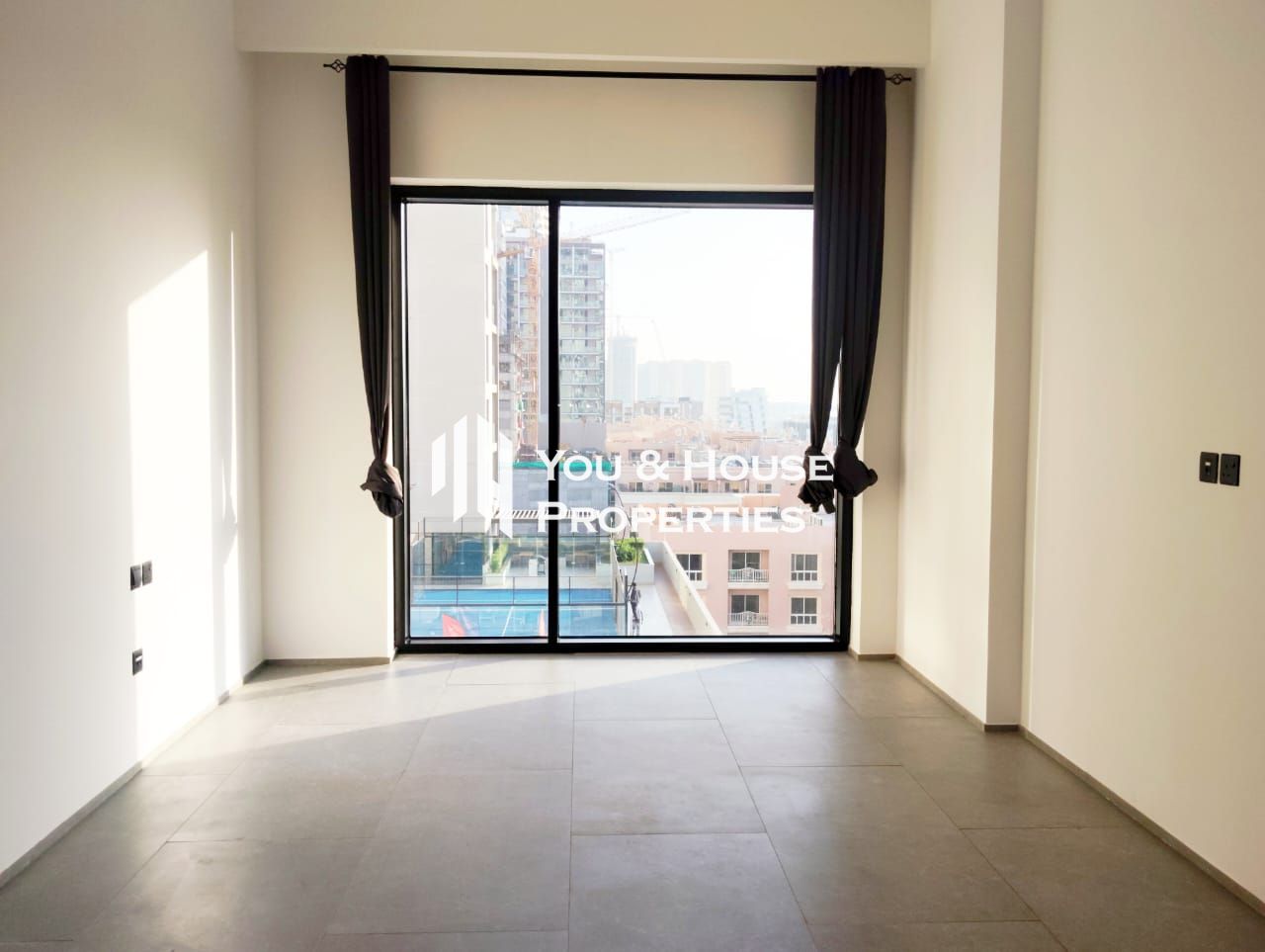 High Quality Apartment For Rent I Fitted Kitchen I Pool View